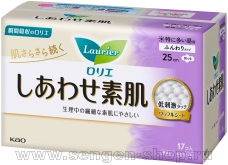 Тонкие гигиенические прокладки KAO "Laurier" Happy Skin, с крылышками, длина: 25см, в упаковке 17шт.